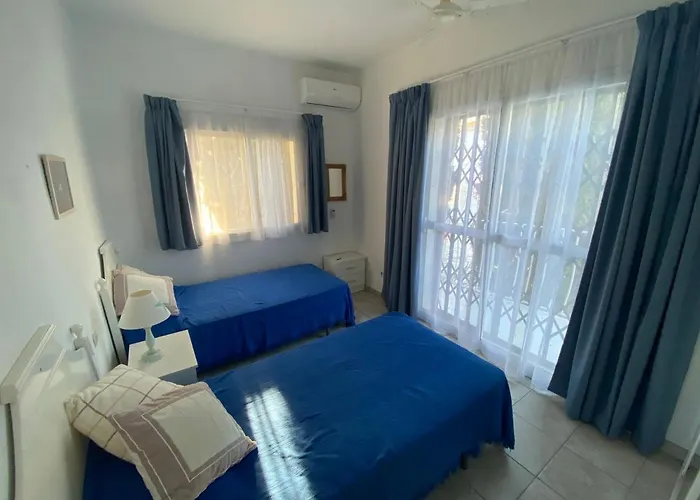 Villa Chimenea With Pool And Lovely Garden Nerja