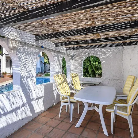 Chimenea With Pool And Lovely Garden Нерха