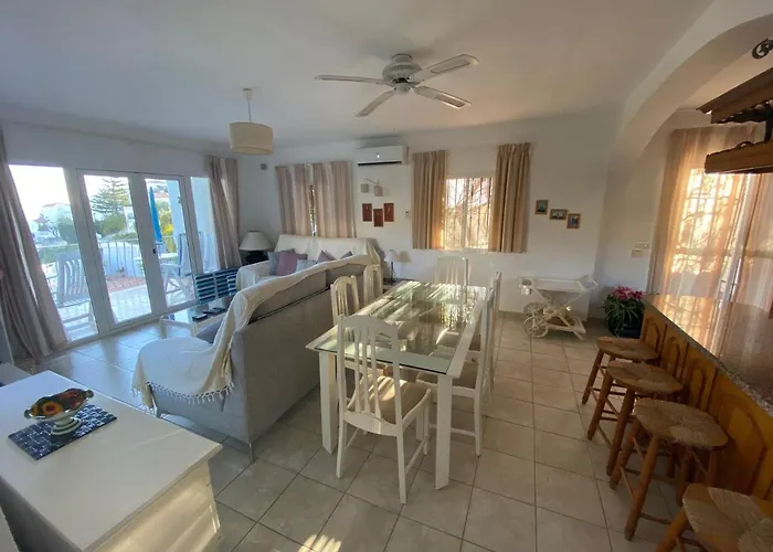 Chimenea With Pool And Lovely Garden * Nerja